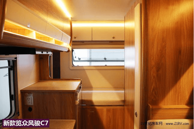 改款不止于顏值 新舊款覽眾C7對(duì)比簡(jiǎn)評(píng) 改款不止于顏值 新舊款覽眾C7對(duì)比簡(jiǎn)評(píng)