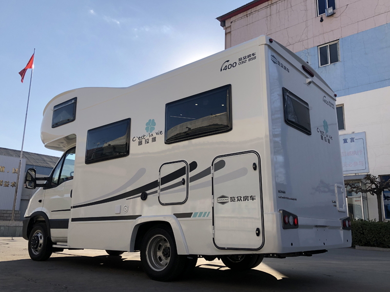 舒適、空間、安全，樣樣具備的房車