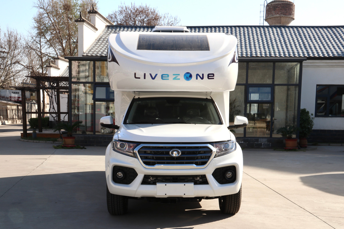 房車(chē)出行半年發(fā)現(xiàn)，還是四驅(qū)房車(chē)好