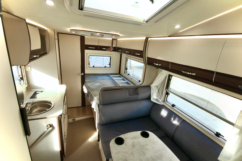 舒適旅行生活，這款房車必不可少
