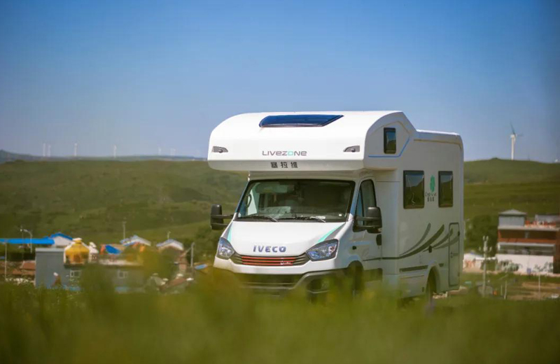 過幾天沈陽特?zé)狒[，這么多房車