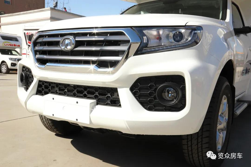 這款房車動力不錯，可以選擇