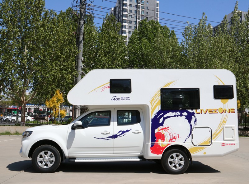 四驅(qū)、兩張超大床人床的房車，看這款