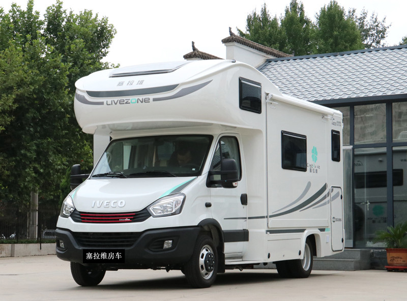 要大空間也更舒適，這樣的房車很棒