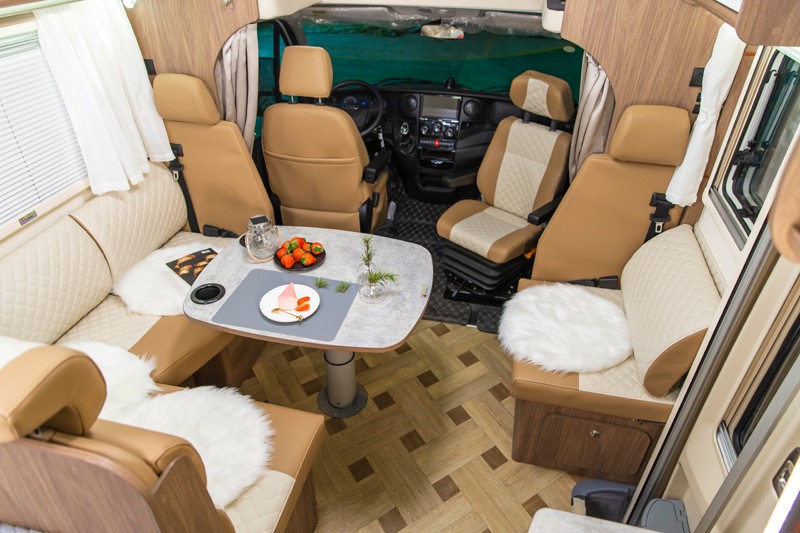 2021年選房車，自動檔、大空間、國六