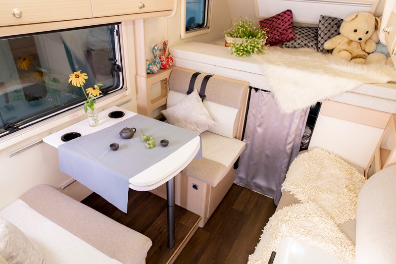 選這輛房車(chē)，只為更多山花爛漫