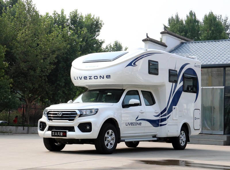 房車旅行，面對(duì)復(fù)雜路況四驅(qū)是必選