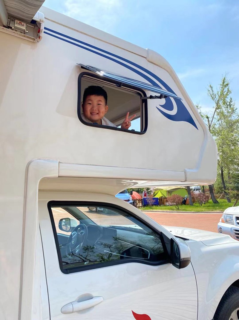 給孩子講故事，不如陪孩子造故事