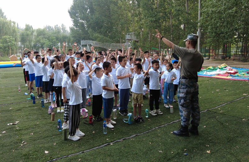 覽眾房車第八屆員工子女夏令營(yíng) 覽眾房車第八屆員工子女夏令營(yíng)