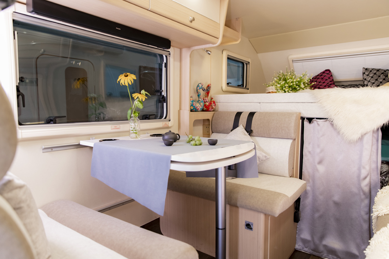 多款四驅(qū)房車，你看中哪個(gè)？