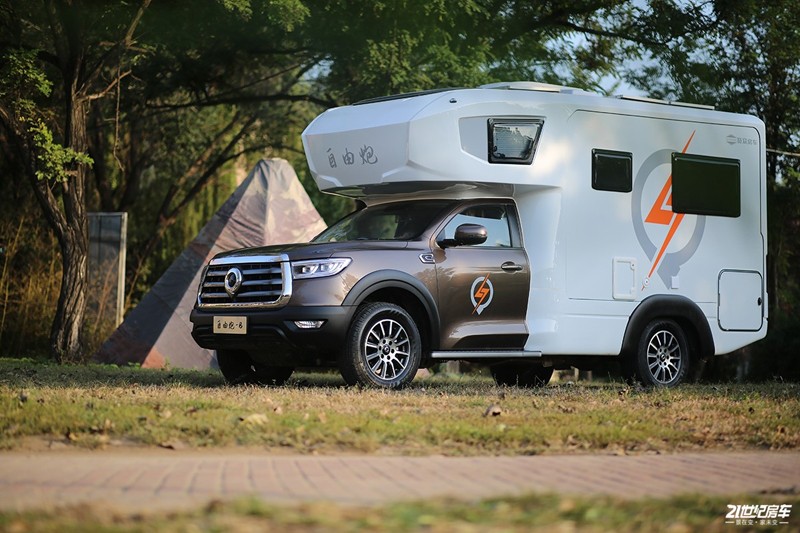 打響第二炮！搶先實拍體驗覽眾自由炮-B皮卡四驅(qū)房車