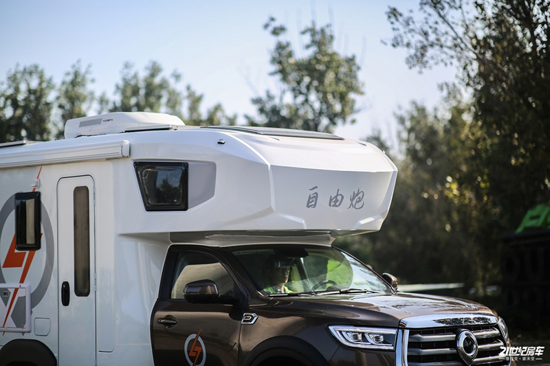 打響第二炮！搶先實拍體驗覽眾自由炮-B皮卡四驅(qū)房車