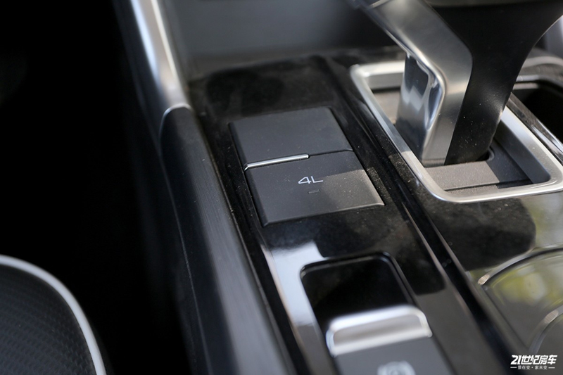 打響第二炮！搶先實拍體驗覽眾自由炮-B皮卡四驅(qū)房車