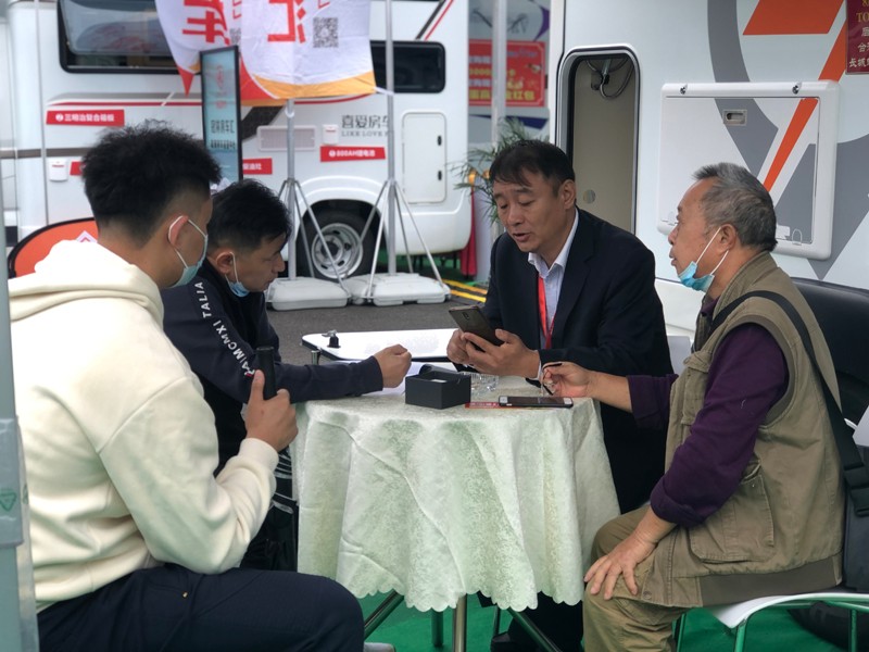 性能滿格，自由炮憑實力圈粉