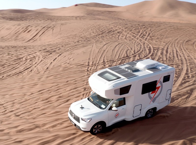 極致動力、四驅(qū)越野，樣樣都強，就是這款房車