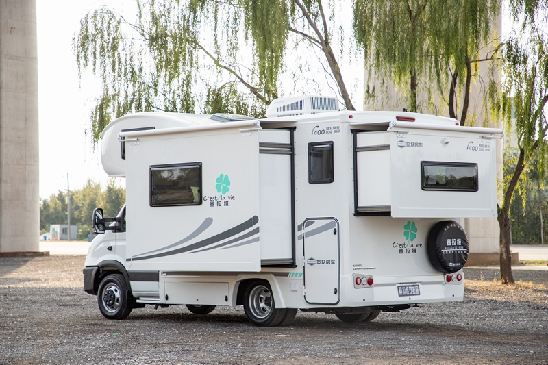 塞拉維雙拓展房車，你想象不到的空間舒適性