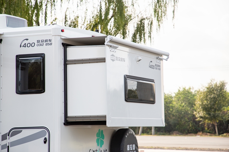 塞拉維雙拓展房車，你想象不到的空間舒適性