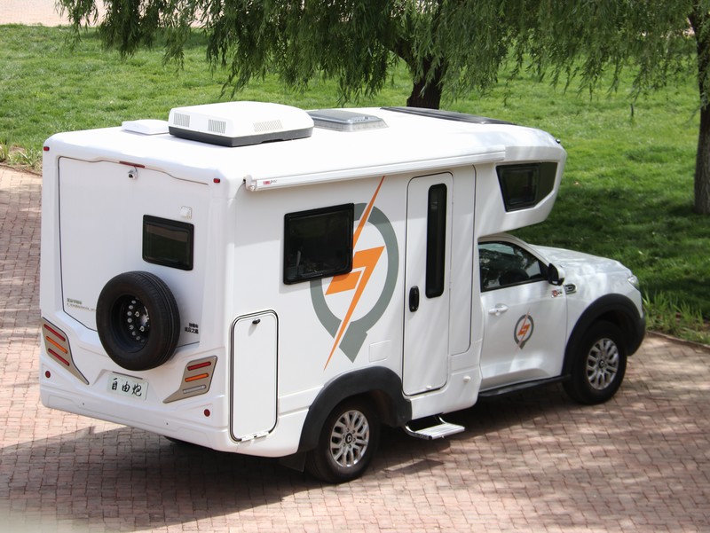 選購(gòu)四驅(qū)越野房車時(shí)應(yīng)該注意什么？