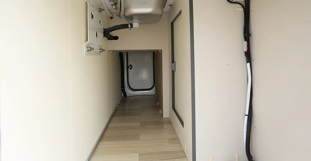 疫情之下，我們?yōu)槭裁催x擇房車出行？