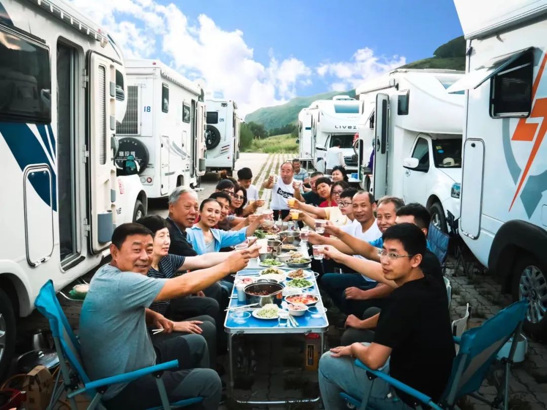 什么時(shí)候你最想擁有一臺(tái)房車？