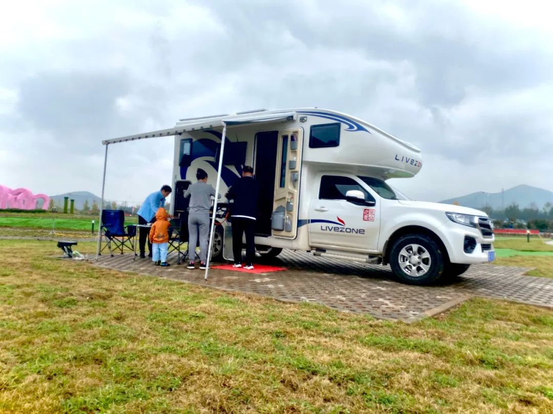 精致化露營“選手”，將吃住行融為一體，適合1~2人四季旅行