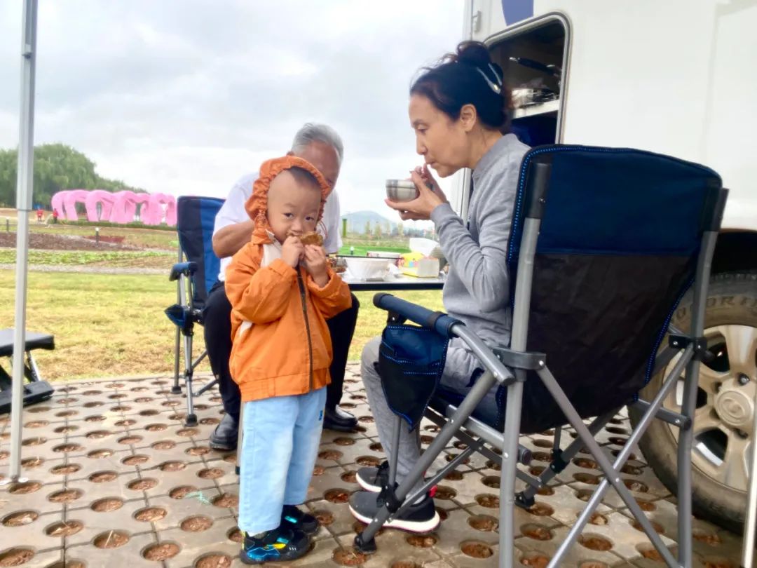 精致化露營“選手”，將吃住行融為一體，適合1~2人四季旅行