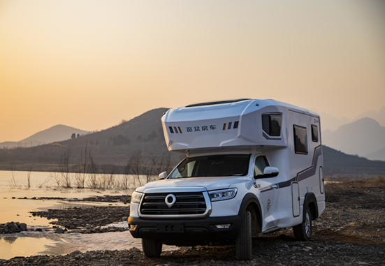 3月，北京房車展，看長城炮房車