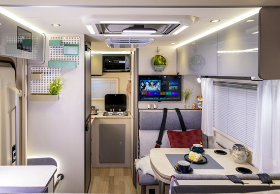 明天開展，在沈陽(yáng)看自由炮房車好時(shí)機(jī)