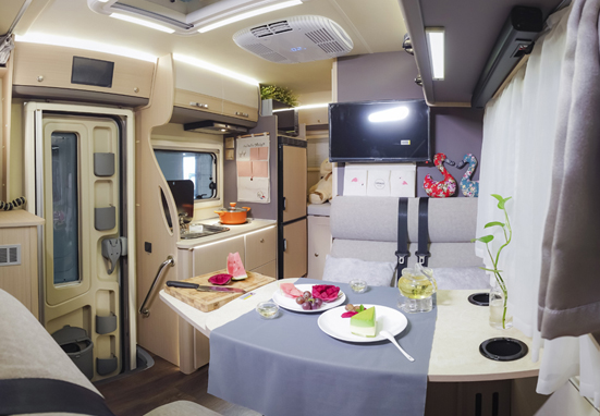 多款四驅(qū)房車，你看中哪個(gè)？