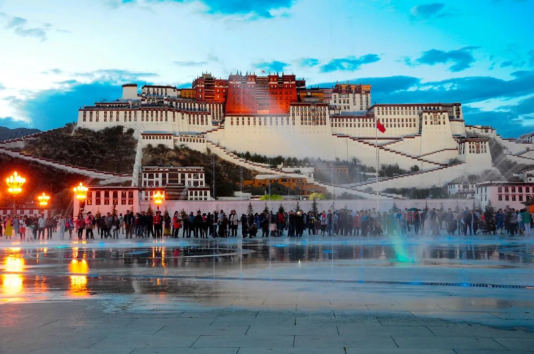 雪域西藏，此生必駕—— 自由炮護(hù)航！